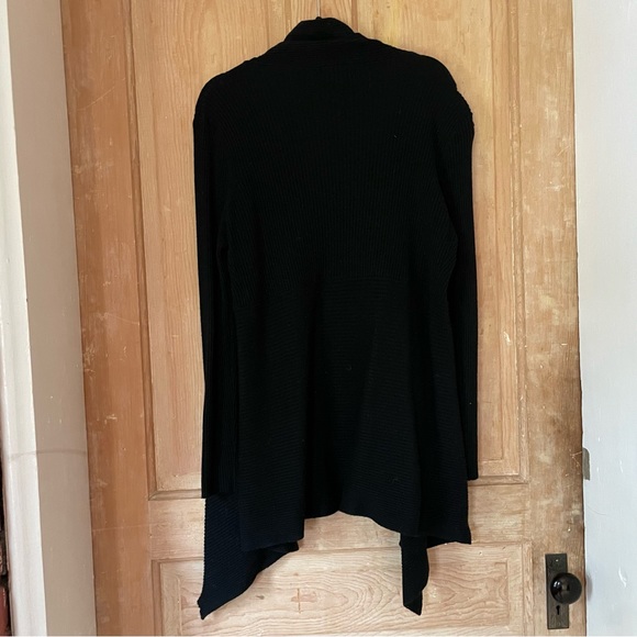 Patrizia Luca Black Ribbed Cardigan with zipper detail. Size XL - Picture 2 of 5